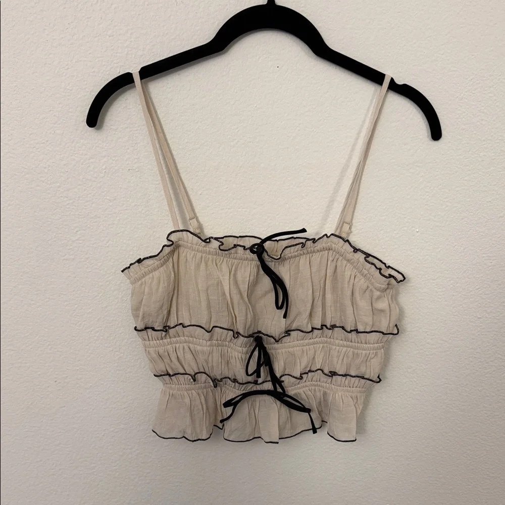 Elegant Cream Ruffle Set - Picture 2 of 7